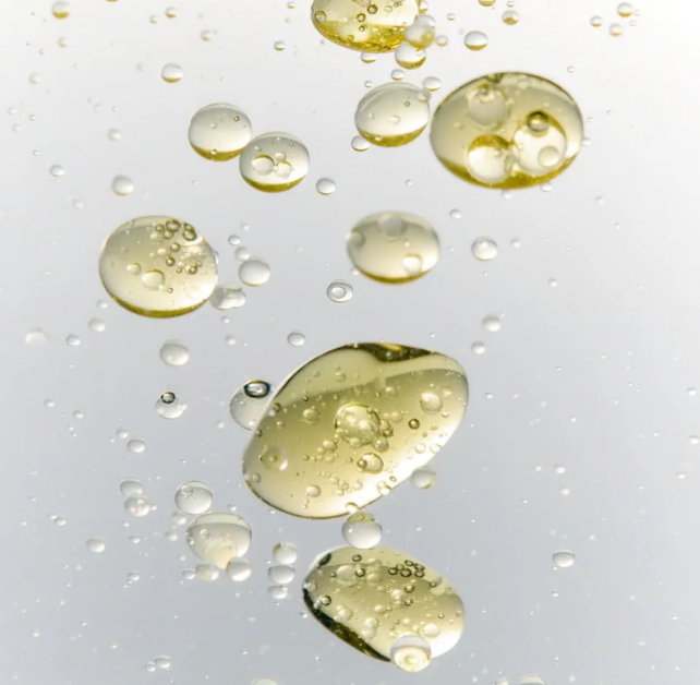 "cosmeticos-com-acido-salicilico-para-pele-limpa